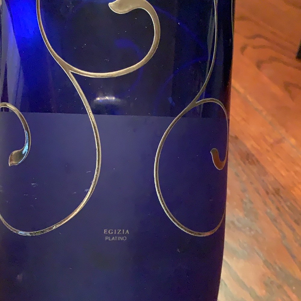 Egizia Platino Cobalt Blue and Platium Detail Vase - Picture 2 of 4